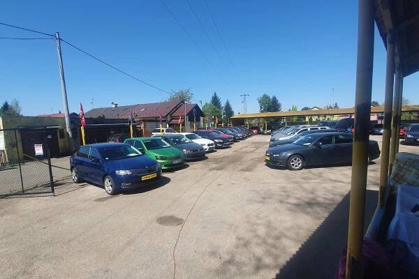 Lumier Auto foto 1