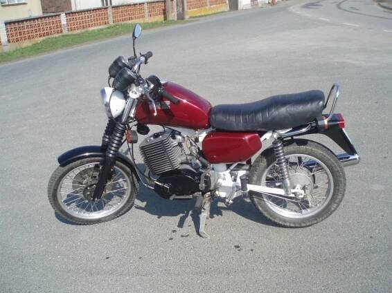 MZ ETZ 150 | Katalog motocyklů a motokatalog na Motorkáři.cz