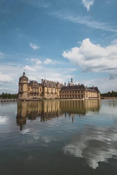 chantilly castle