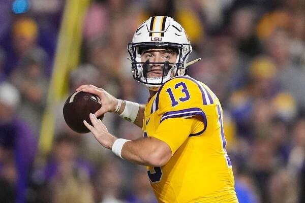 Garrett Nussmeier of LSU.