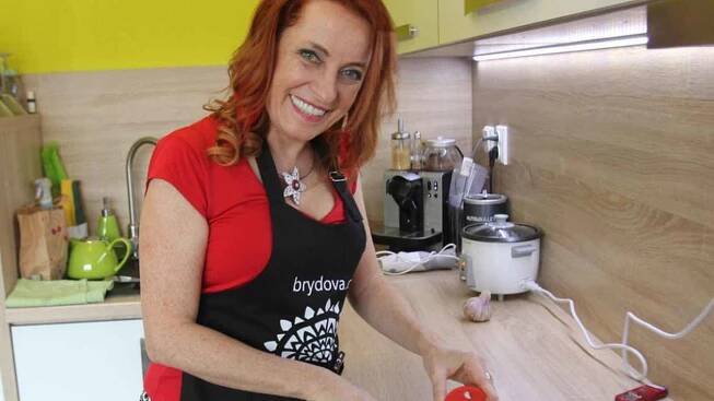 Monika Brýdová.