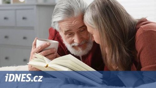 Důchodový věk Britů se bude muset zvýšit na 71 let, varují odborníci - iDNES.cz
