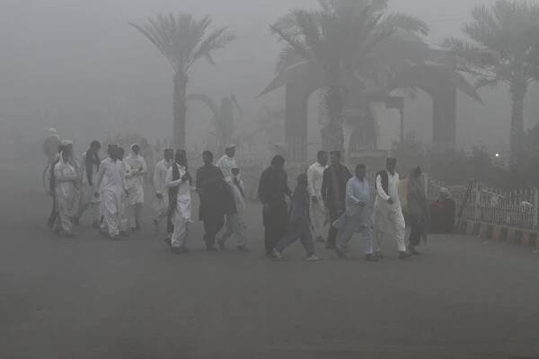 FOTO: Pákistán přikryla smogová deka, je vidět i z vesmíru
