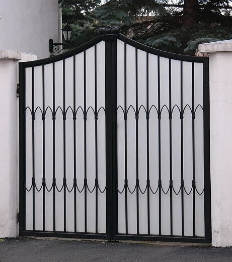 reference kovovýroba | PŘÍVĚSY, PŘÍVĚSOVÁ TECHNIKA, KARAVANY Kladno