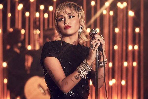 Miley Cyrus Has Had The Eagles 'On Repeat' Since the Death of Her Beloved Grandmother