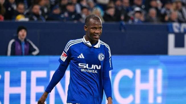 FC Schalke 04 - Hannover 96, Pape Meissa Ba