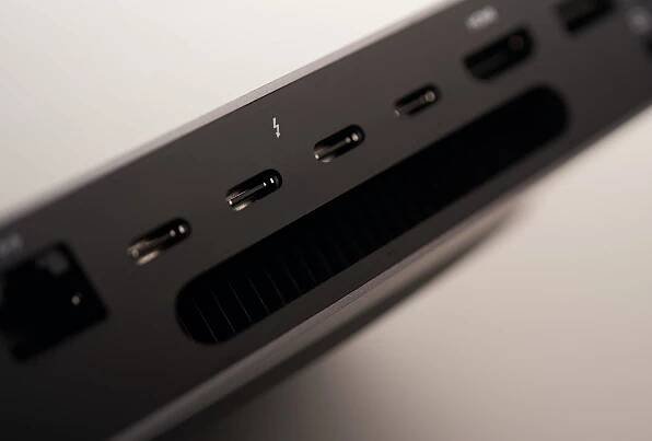 M1 Mac Mini thunderbolt3 ports
