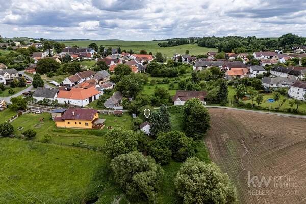 Prodej chata Chrášťany - Doubravka, 828 m2 - Keller Williams