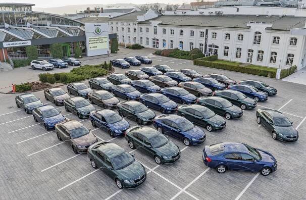 Policie pořídila nová auta na leasing. Poznat půjdou podle jediného detailu