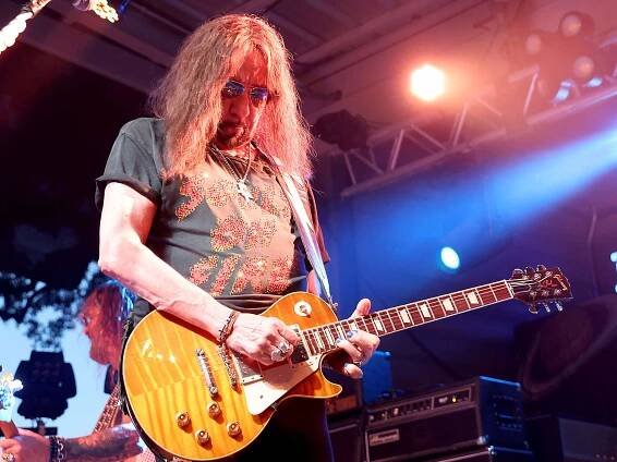 Ace Frehley performing live