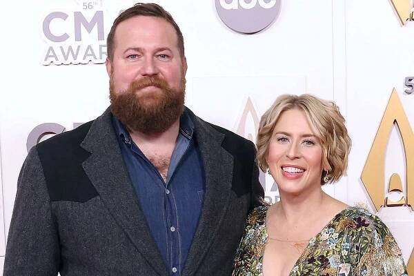 Erin and Ben Napier on Why Their Daughters Aren't Allowed on Social Media Until After High School