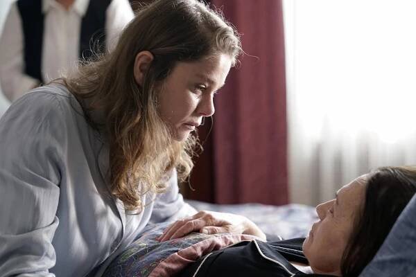 Camdaki Kız - Episode 17 (S03E17) (2023)
