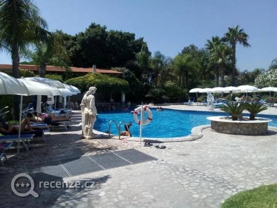 Naše báječná dovolená - Recenze hotelu Sant Alphio Garden Hotel & Spa **** (Itálie - Sicílie - Giardini Naxos) | Recenze.cz