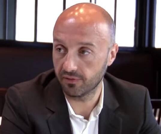 Joe Bastianich Biography - Facts, Childhood, Family Life & Achievements