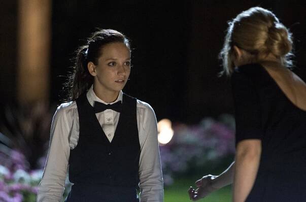 Cheat - Episode 1 - Z filmu - Molly Windsor