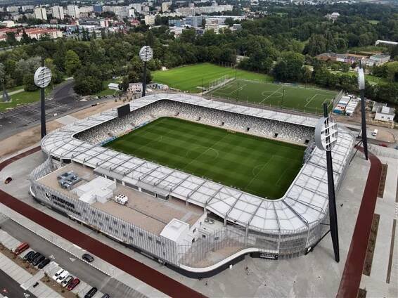 Multifunkční stadion