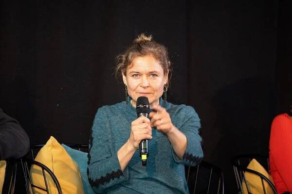 Přitahují ji ženy? Herečka Zlatohlávková, kterou známe jako moderátorku na koksu, promluvila o lesbické orientaci
