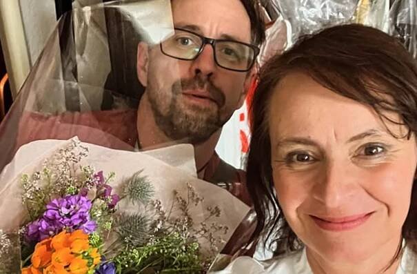 Lenka Dolanská Vlasáková dnes slaví 53 let: Proč plakala před svatbou a tajemství vztahu s mladším mužem - Zivot
