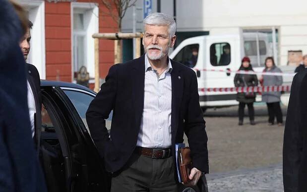 Petr Pavel dorazil do České Kamenice.