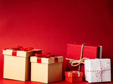 11 tipů, jak zabalit vánoční dárky: Rychle a jednoduše