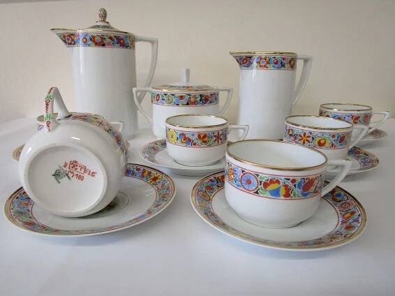 Porcelánový servis z Lidové malírny v Telči | jihlavsko.online