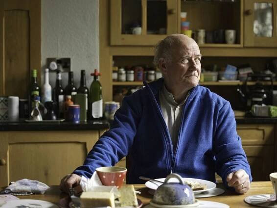 State pensioners living alone urged to check if they're owed up to £4,300 from DWP