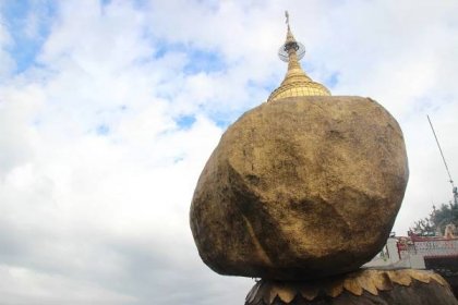 Pagoda na hoře Kyaiktiyo: Viklající se zázrak Myanmaru
