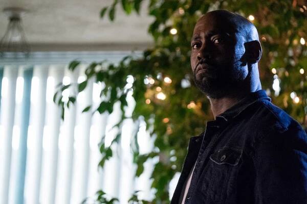 Lucifer - Hodně špatný boyfriend - Z filmu - D.B. Woodside