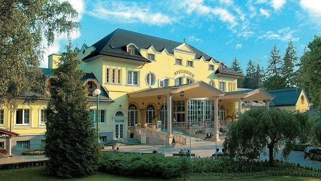 Termální lázně na Slovensku | Invia.cz