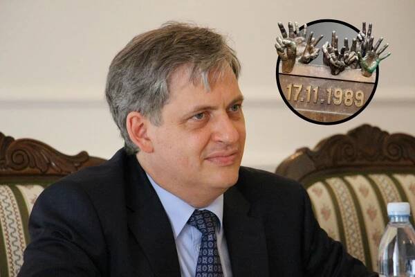 Jiří Dienstbier ml.: Do politiky se narodil a byl jedním ze studentů, kteří dělali demonstraci, která odstartovala sametovou revoluci