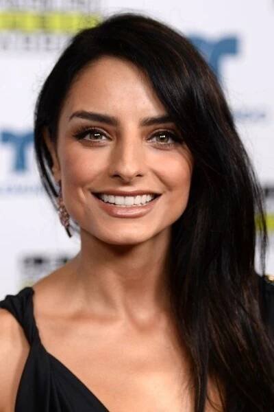 Aislinn Derbez herečka