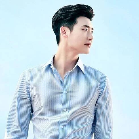 Lee Jong Suk 21