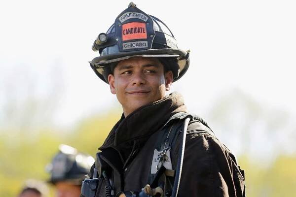 Charlie Barnett in Chicago Fire