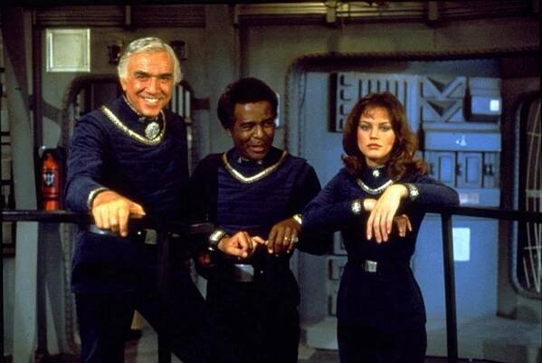 Lorne Greene, Terry Carter, Maren Jensen - Battlestar Galactica - Z filmu