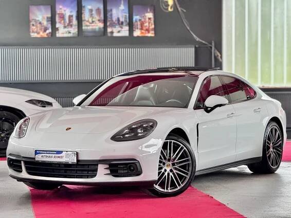 Porsche Panamera 4S Pano ACC 360°Luft 21 Zoll Sportabgas