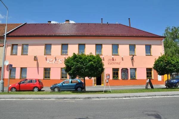 Restaurace U Trunečků - Nové Město nad Metují | Česká kuchyně blízko mě