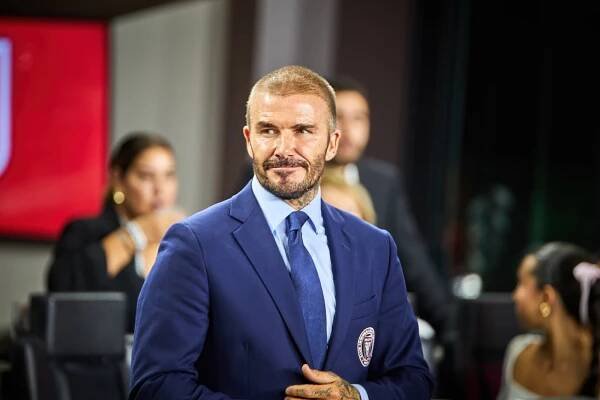Fotball-legende og padelentusiast David Beckham