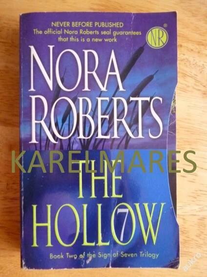 THE HOLLOW 7, NORA ROBERTS, ROBERTSOVÁ, ANGLICKY