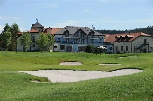 Darovanský dvůr Resort