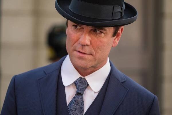 Případy detektiva Murdocha - Nadějné mladé dámy - Z filmu - Yannick Bisson