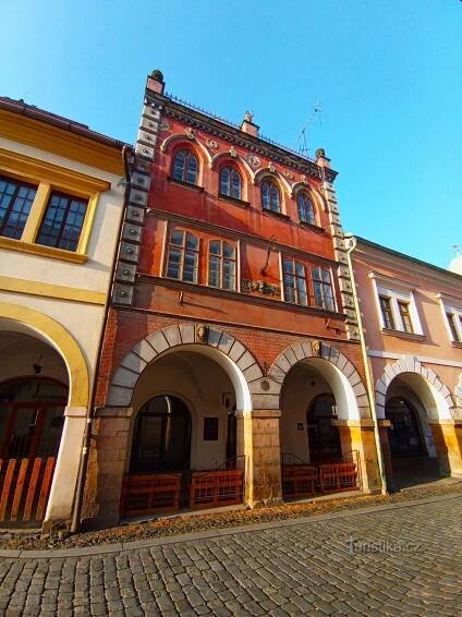 Fotogalerie Dům čp. 8 v Chelčického ulici v Jičíně - Chelčického čp. 8 (Jičín) - č. 2375192 | Turistika.cz