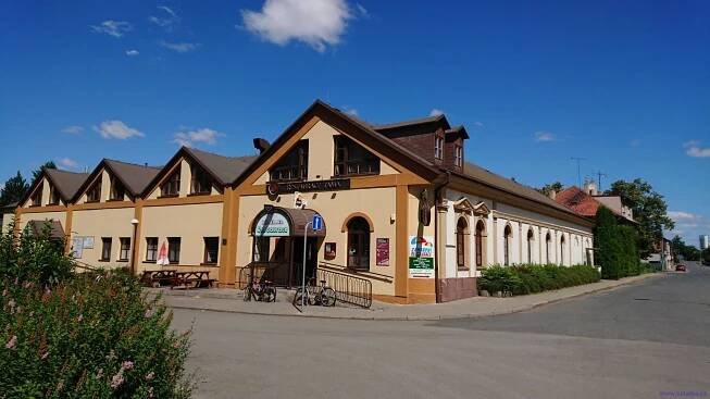 Restaurace Tama - Lužec nad Vltavou | Katalpa
