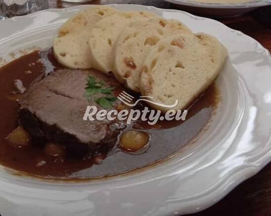 ᐉ Hovězí pečeně na cibulkách - recepty.eu