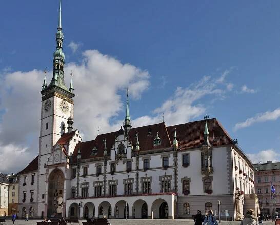 Soubor:Olomouc-radnice2009.jpg – Wikipedie