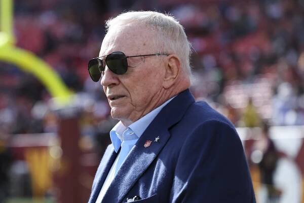 Jerry Jones Is Negotiating With Himself, As Usual