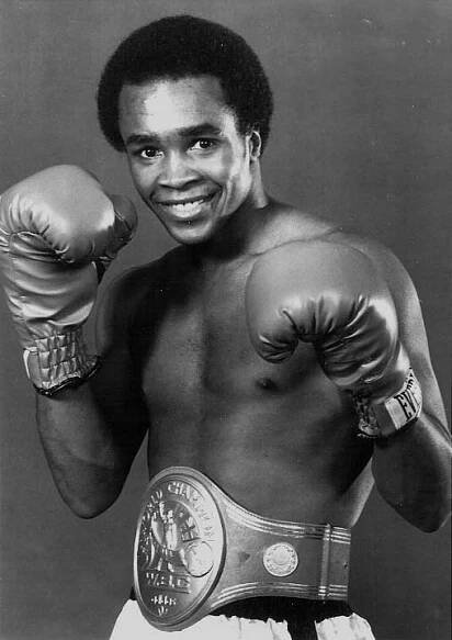 Cyber Boxing Zone -- "Sugar" Ray Leonard