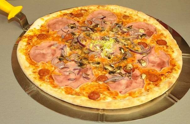 Pizza Luigi Hradec Králové | Apetee