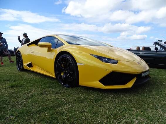 Soubor:Lamborghini Huracan LP610-4 (30115244777).jpg