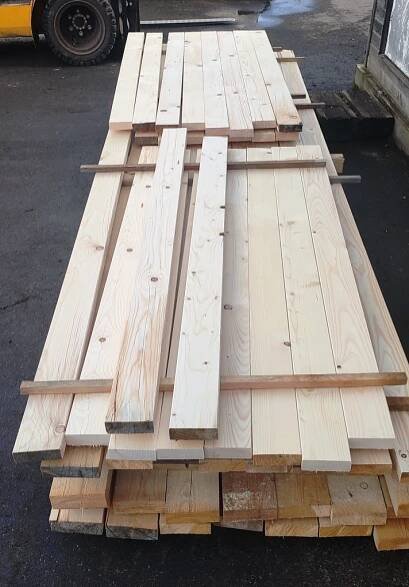 Fošny stavební jehličnaté tl. 40x100x5000 NS (II. jakost)