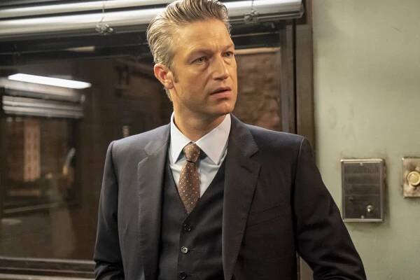 Zákon a pořádek: Útvar pro zvláštní oběti - Temná cesta domů - Z filmu - Peter Scanavino